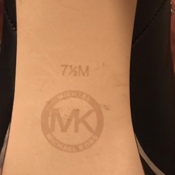 Black studded Michael Korda booties - Picture 3 of 3